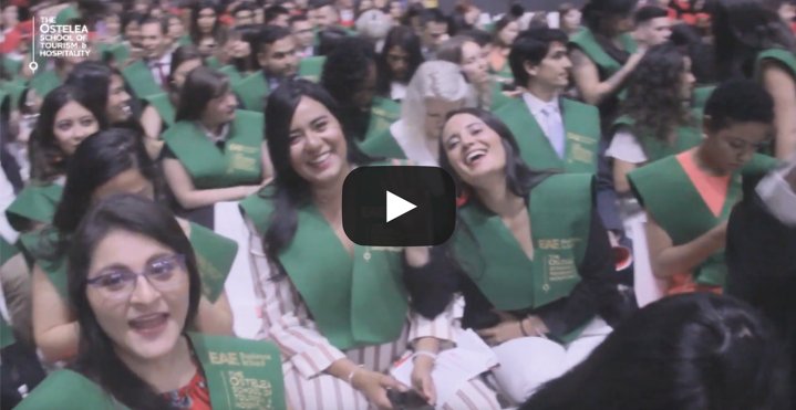graduación grado en turismo ostelea